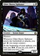 {R} Glint-Sleeve Siphoner [Aether Revolt Prerelease Promos][PR AER 062]